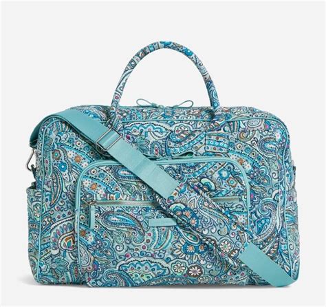 vera bradley outlet weekender.